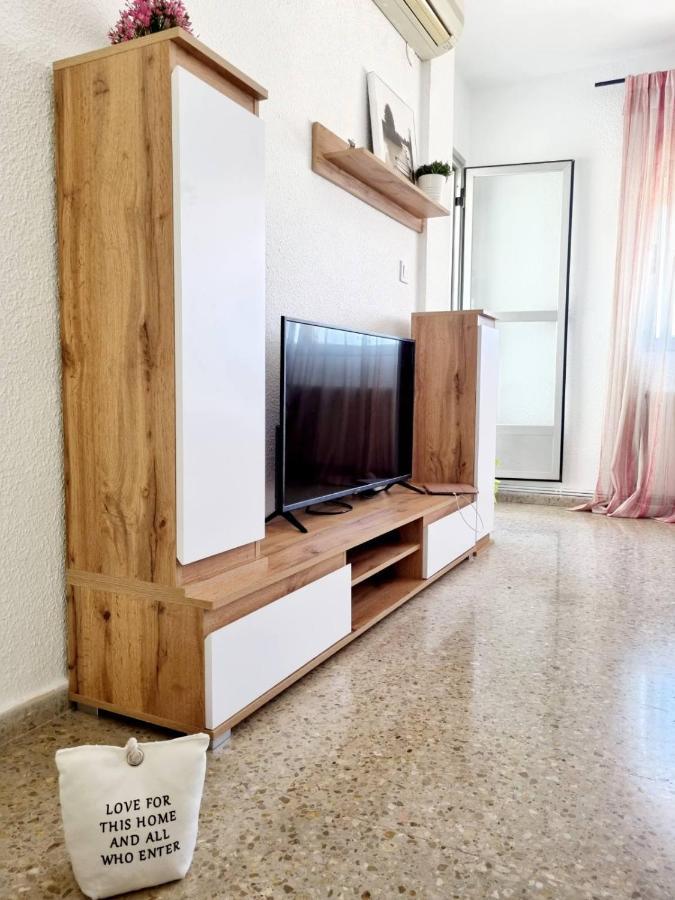 Lovely 4 Bed Flat Apartment Puerto de Sagunto