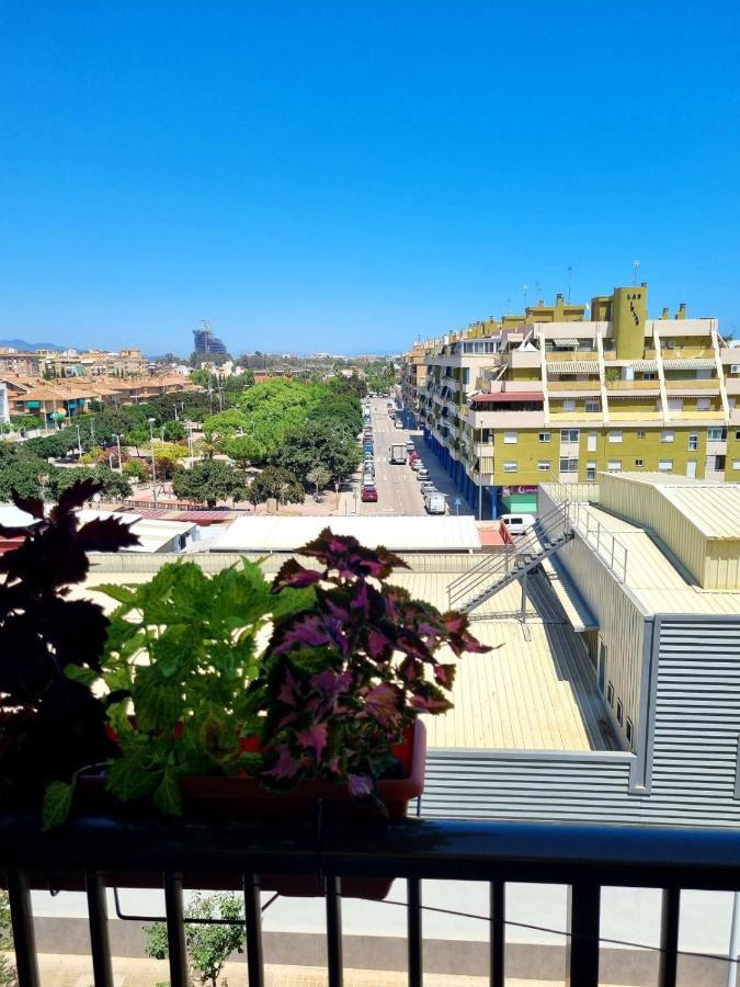 Lovely 4 Bed Flat Apartment Puerto de Sagunto